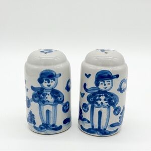 M A Hadley Pottery Skier Boys Salt & Pepper Shakers Excellent S & P